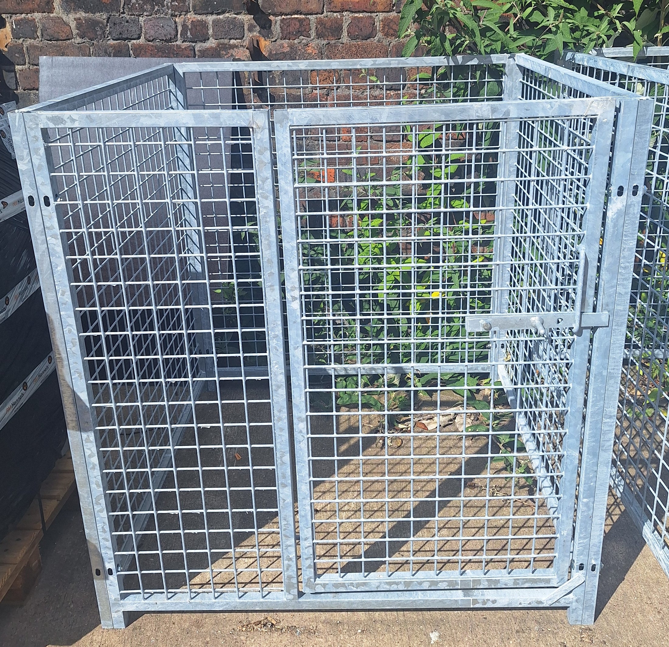 Heavy Duty Galvanised 2" x 2" Weld Mesh 4 Sided Pro - Puppy Pens