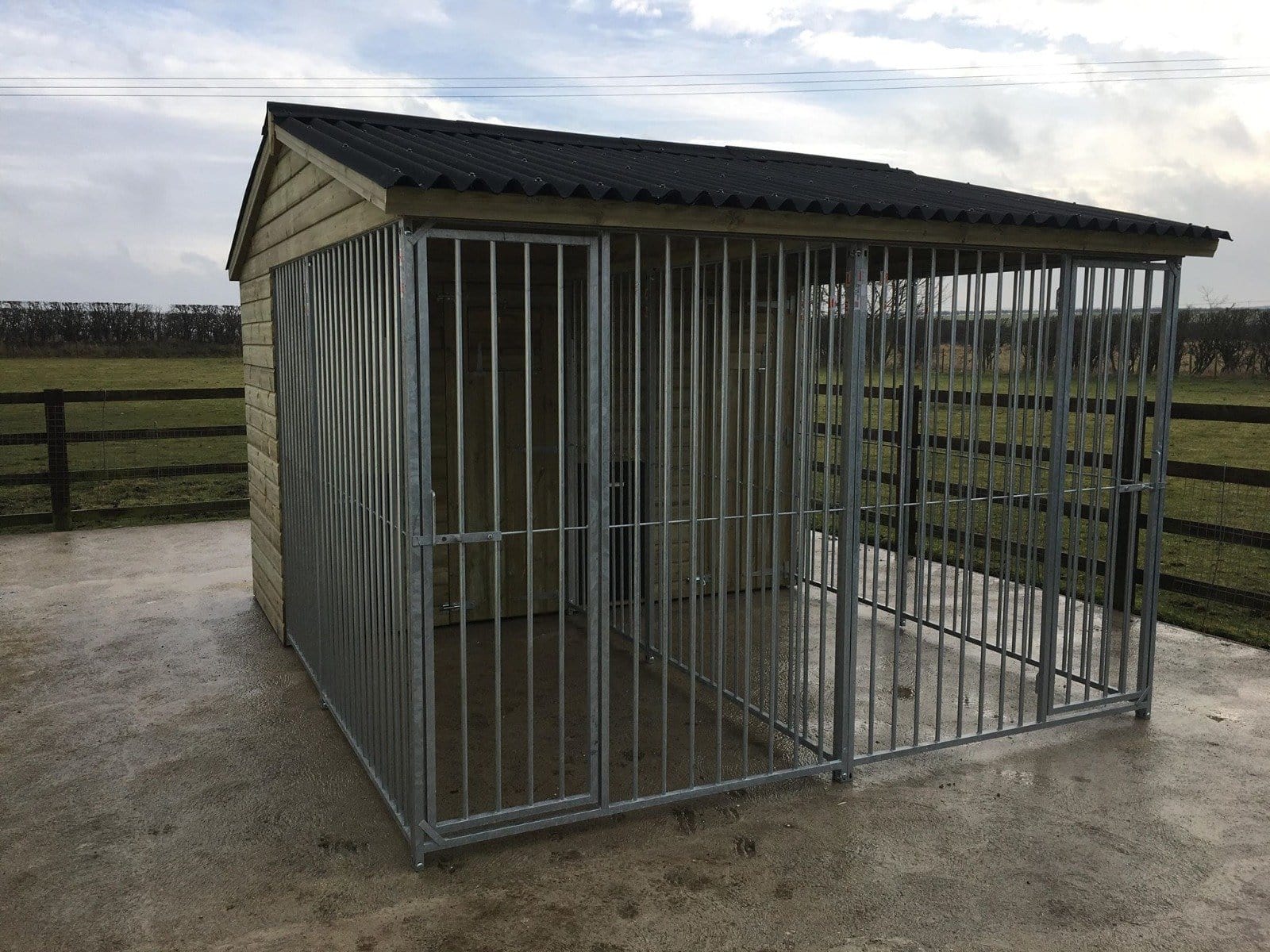 wooden dog kennel block and run