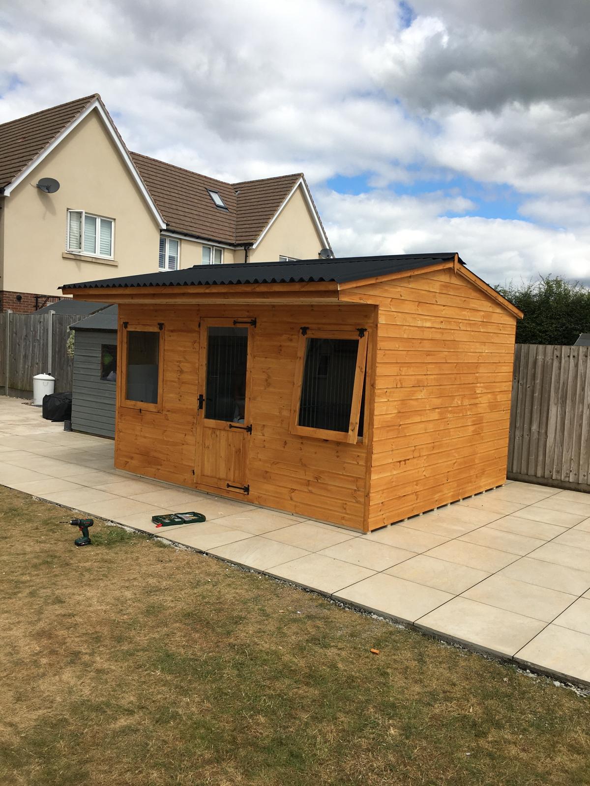 Ellesmere Whelping Wooden Dog Kennel 20ft (Wide) x 10ft (Deep)