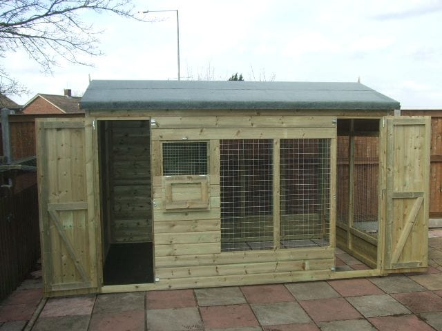 Wooden Dog Kennel and Run