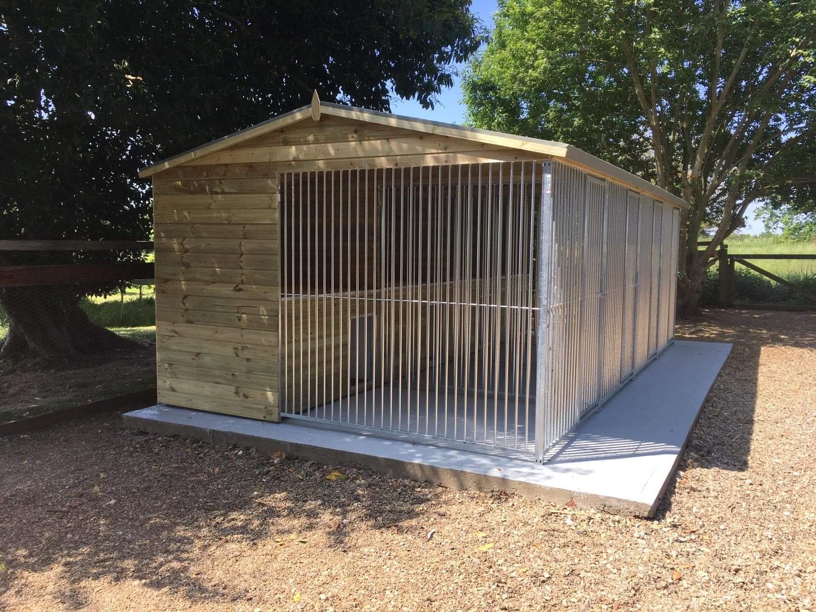 wooden dog kennel block and run